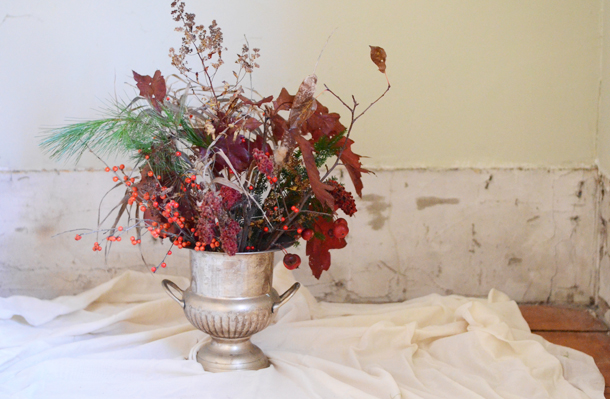 autumn foraged bouquet 2